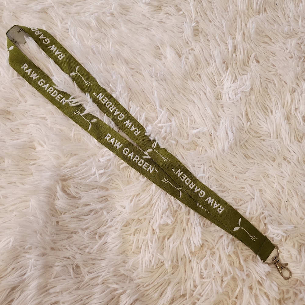 10/$10 - Raw Garden Lanyard for Keys
